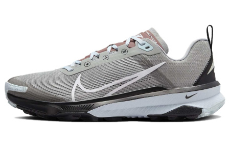 Nike Kiger 9 Сетка Амортизация Износостойкий Низкий Топ ТРЕНИРОВОЧНАЯ БЕЖЕВАЯ ЧЕРНОЙ Обувь Женская