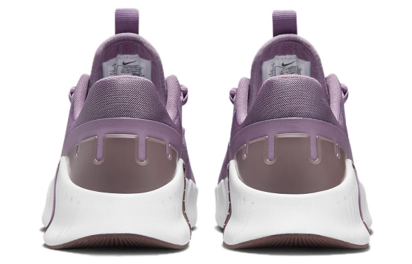 Nike Free Metcon 5 Устойчивые к истиранию Дышащие Низкие Кроссовки для тренировок Женские Фиолетовые