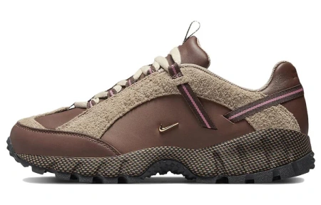 Jacquemus X Nike Air Humara Спортивная повседневная обувь для женщин низкий топ солодово-коричневый