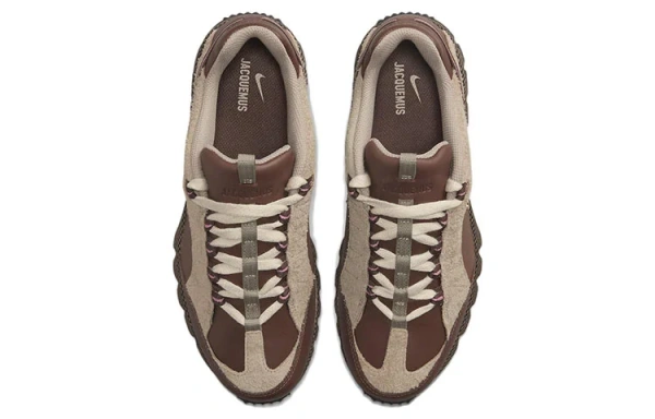 Jacquemus X Nike Air Humara Спортивная повседневная обувь для женщин низкий топ солодово-коричневый