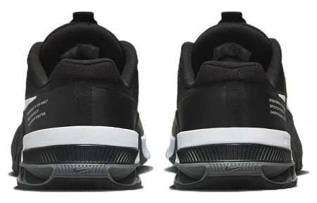 Nike Metcon 8 FlyEase Low Кроссовки для тренировок Унисекс Черный Белый