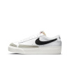 Nike Blazer Платформа Низкие Кроссовки для скейтбординга Женские Черно-белые