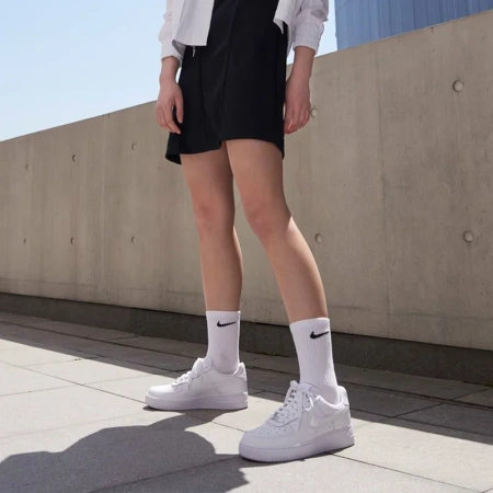 Nike Air Force 1 'Triple White' Кожа Устойчивая к истиранию Низкие Кроссовки для скейтбординга Женские Чисто белые