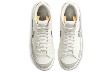 Nike Blazer '77 SE Змеиный принт Покрытие Противоскользящие Амортизация Баланс MID Скейтбординг Женские Экрю
