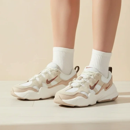 Nike Tech Hera Low Топ Повседневная обувь Женская Белый Бежевый