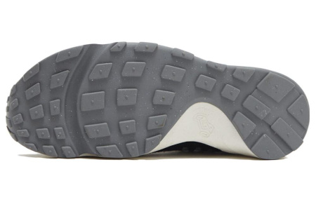 Nike Footscape Low Повседневная обувь для женщин черный серый