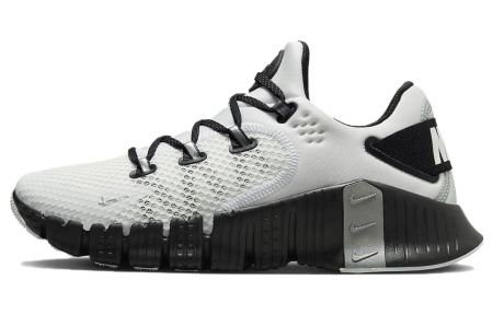 Nike Free Metcon 4 Премиум Низкие Кроссовки для Тренировок Женские Белые Черные