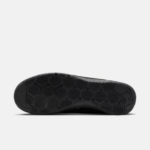 Nike Gato LV8 Футбольные бутсы Унисекс Черные